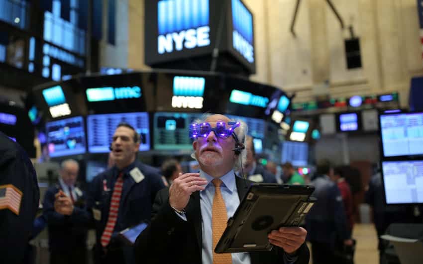 Wall Street inicia semana com perdas com economia chinesa a penalizar