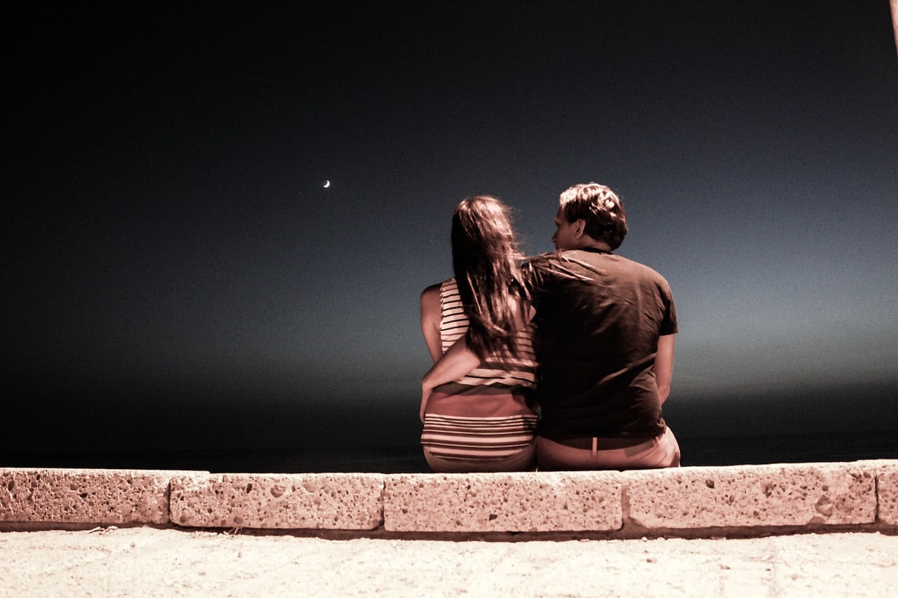 Namorados precisam de falar sobre finanças?﻿