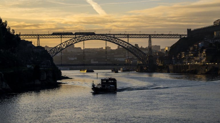 Taxa turística no Porto afasta jovens e estudantes de hostels da cidade