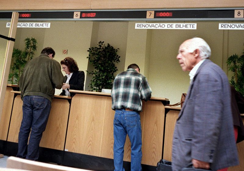 Número de funcionários públicos aumenta 2,3% para 690.079 até março