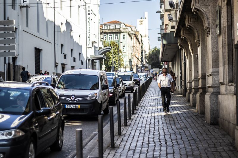 Fisco vai recorrer da decisão de devolver ISV sobre carros usados importados